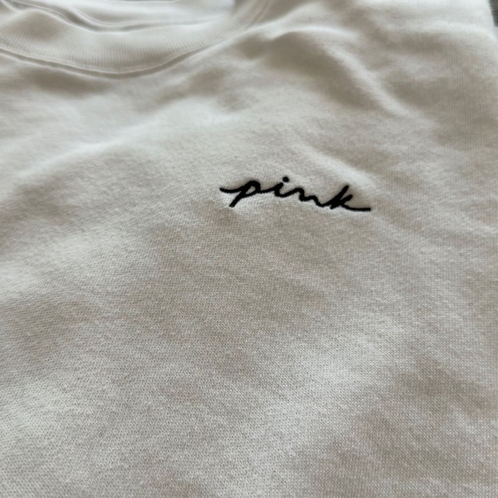 White + Gray PINK crew neck sweatshirt 🤍